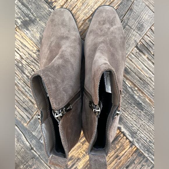 NWOT Blondo Samara Waterproof Bootie Dark Taupe - Sz 8.5 - Picture 6 of 8